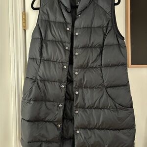 Lululemon Black Puffer Vest